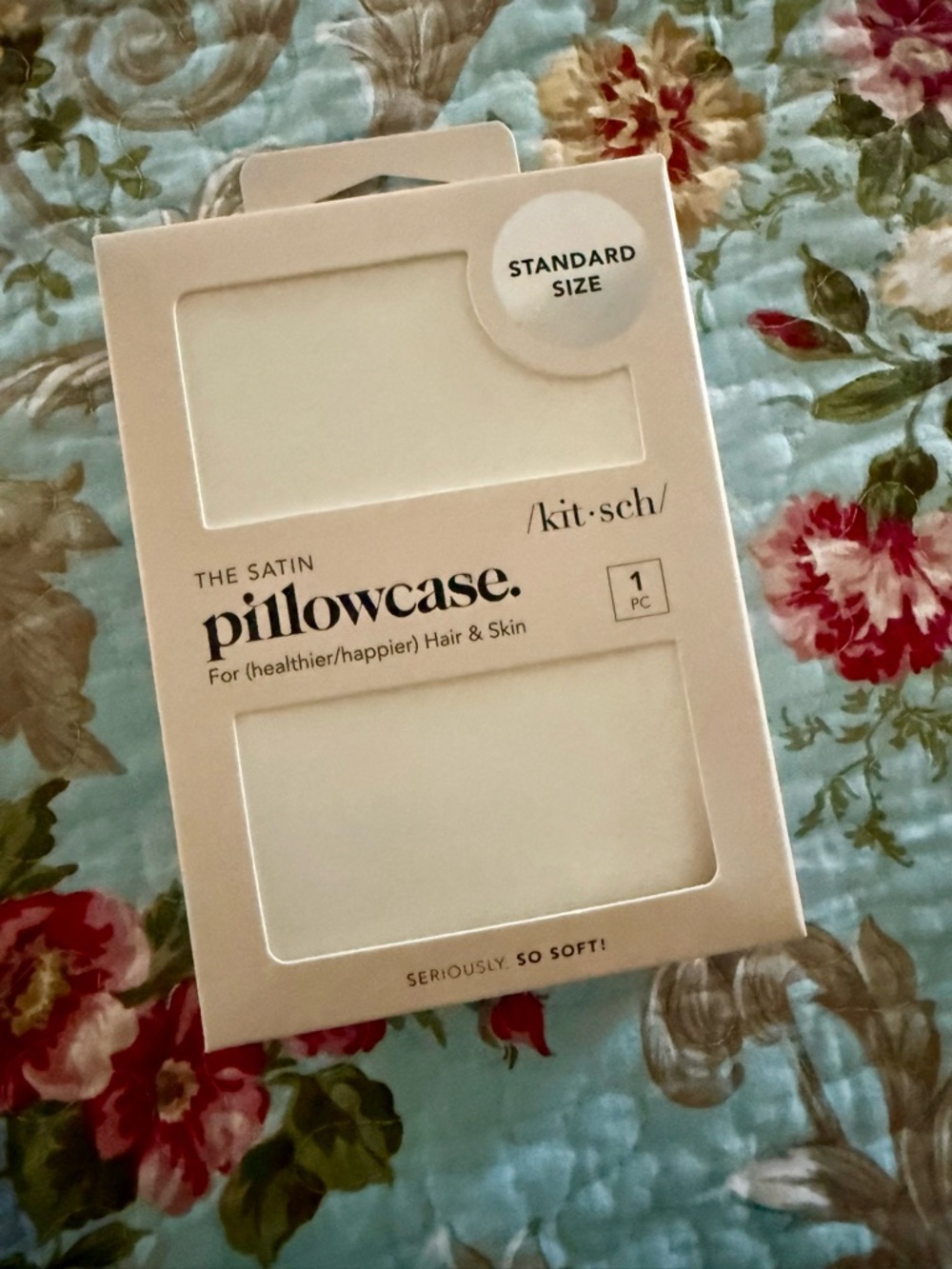NEW Kitsch Ivory Satin Pillowcase